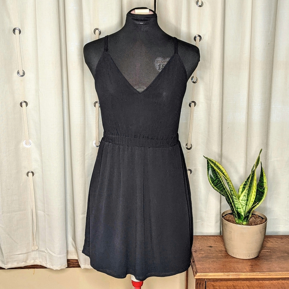 Lulu's black tie back spaghetti strap dress Size Medium